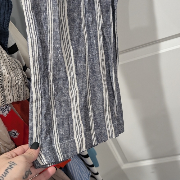 Old Navy Blue and White Striped Straight Leg Pants - Picture 6 of 7